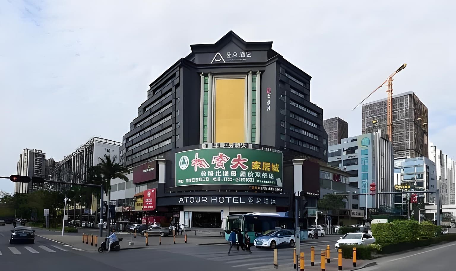 百佳润宝源商务中心大楼外立面
