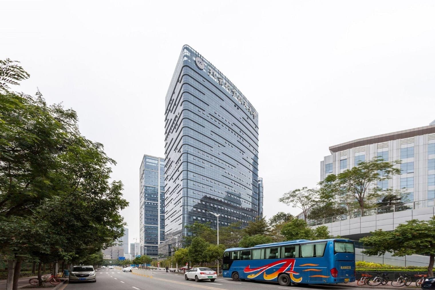 深圳北航大厦主楼外观