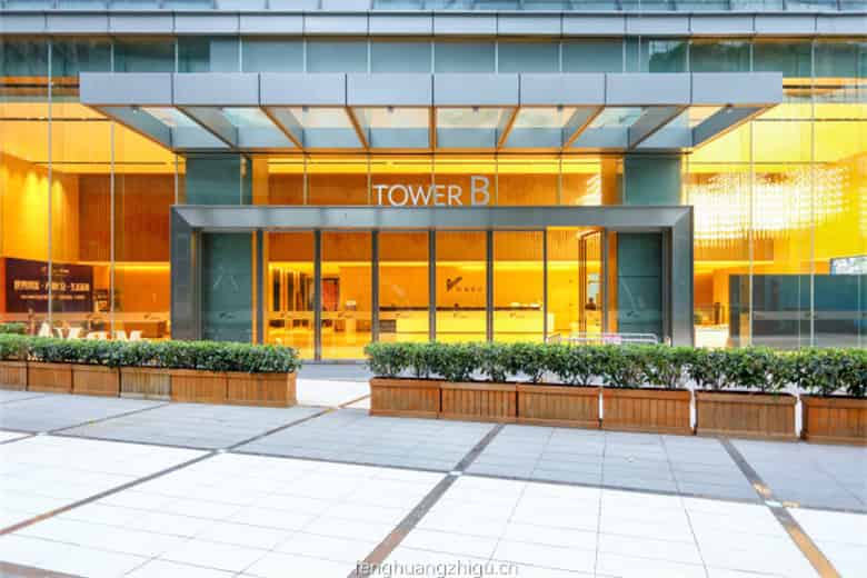 碧桂园凤凰智谷绿化步道