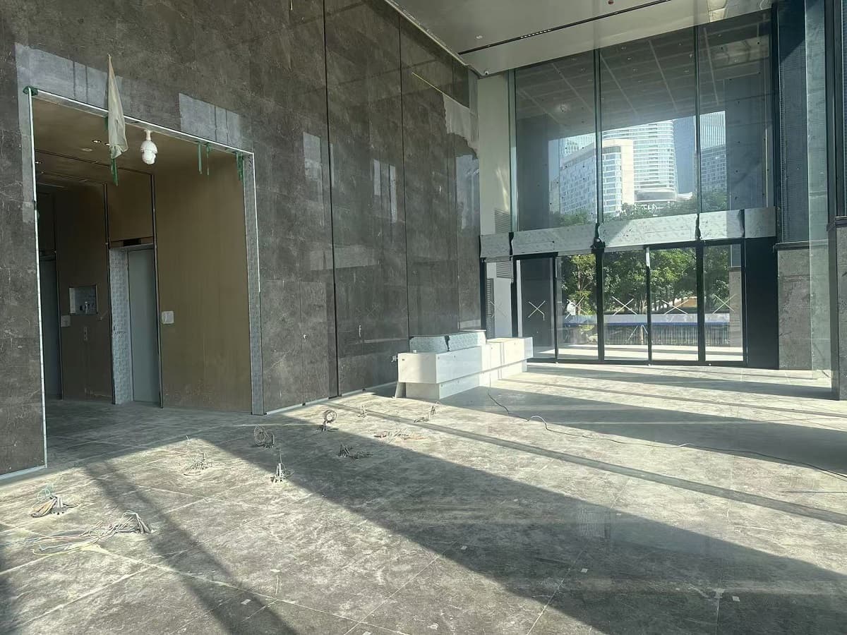 深圳创维海外发展大厦绿化步道