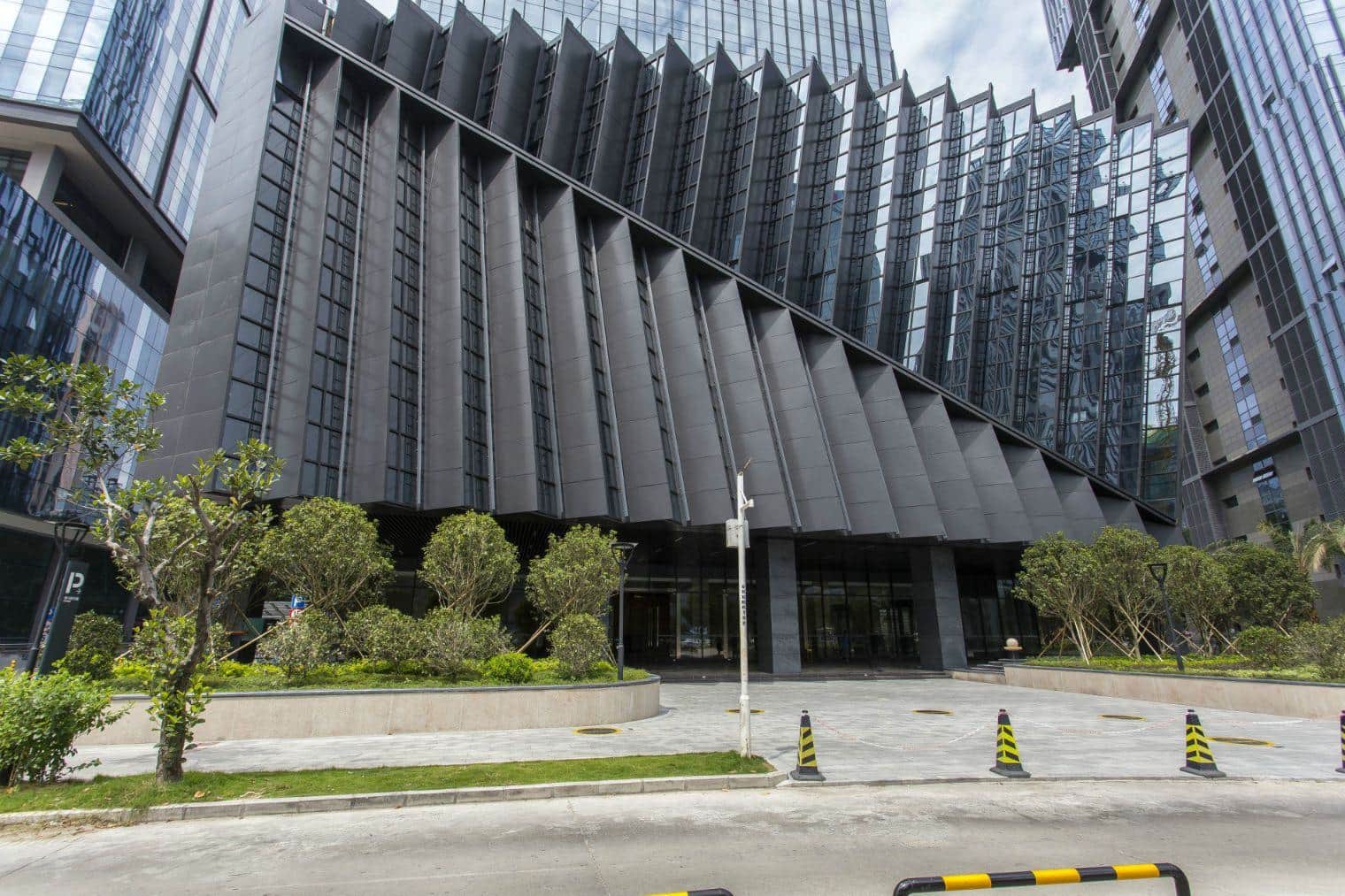 航盛科技大厦大楼外立面