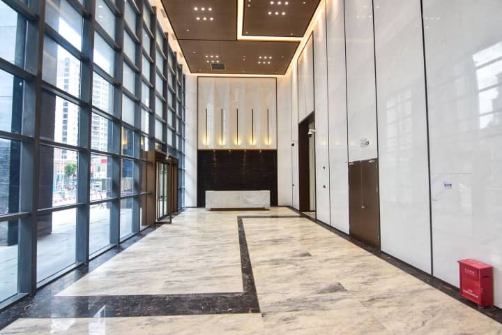 蘅芳科技大厦绿化步道