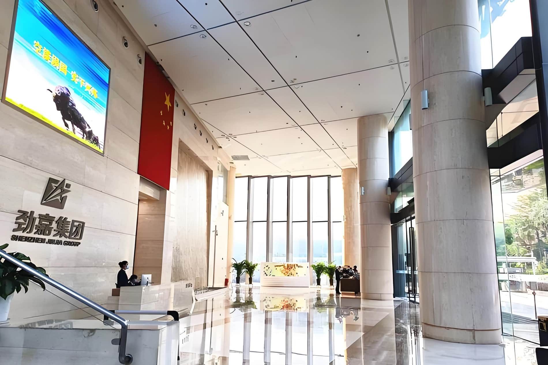 劲嘉科技大厦园区园林景观