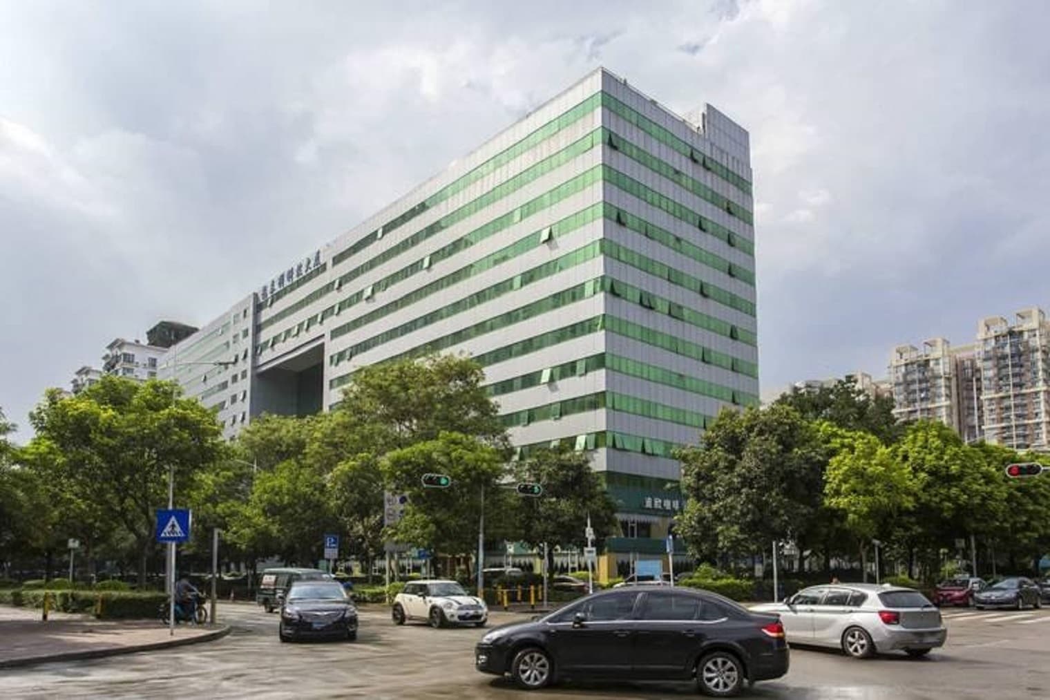 龙泰利科技大厦主楼外观