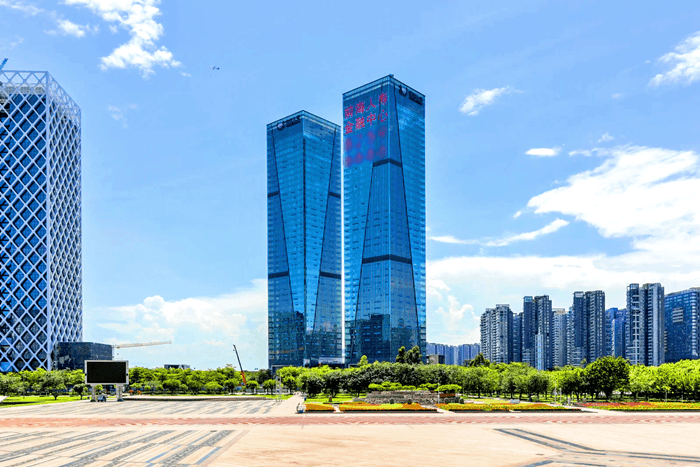 前海人寿金融中心主楼外观