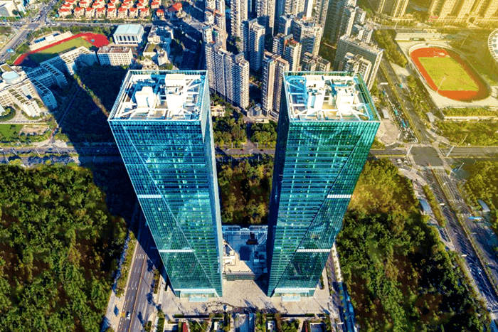 前海人寿金融中心绿化步道