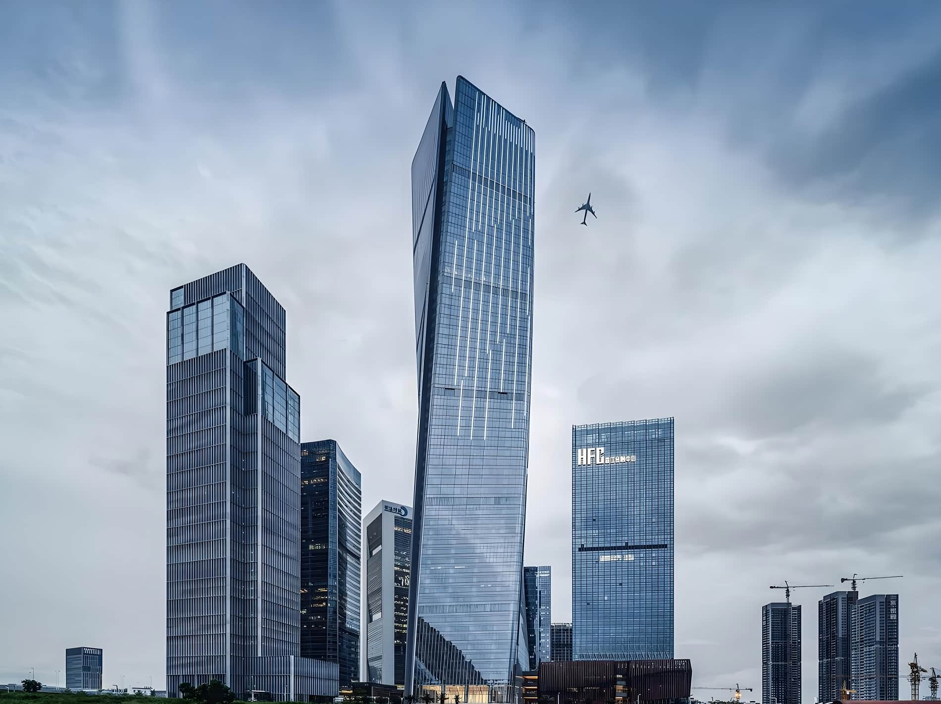 前海世茂大厦园区园林景观