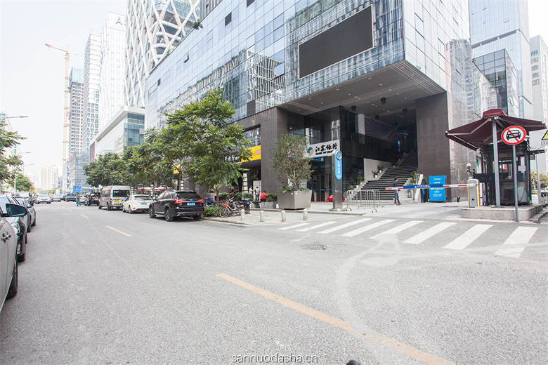三诺智慧大厦园区园林景观