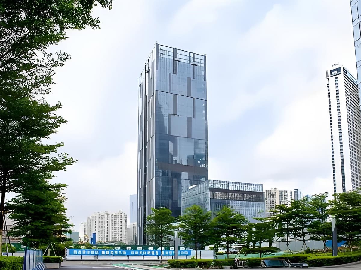 舜远金融大厦主楼外观