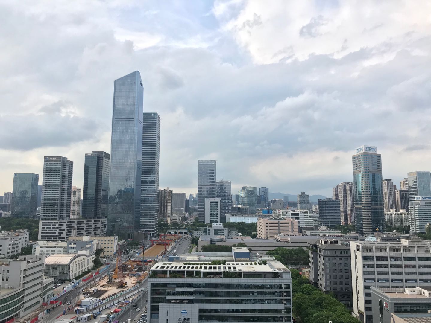 迅雷科技大厦园区园林景观