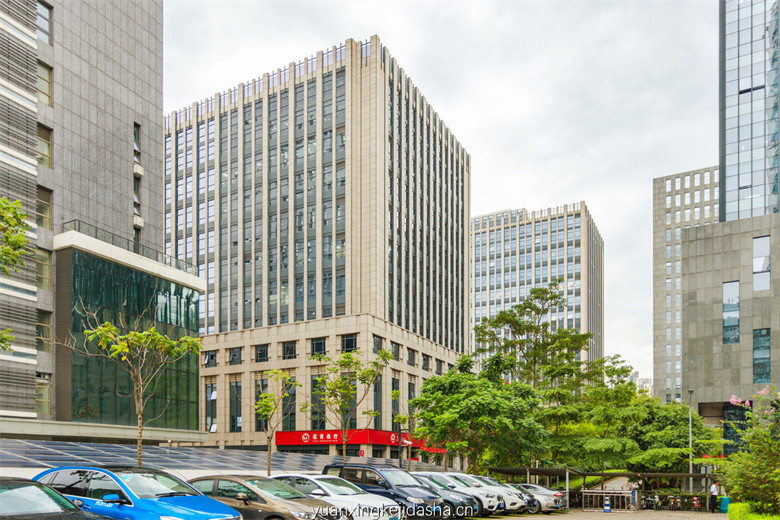 源兴科技大厦园区园林景观
