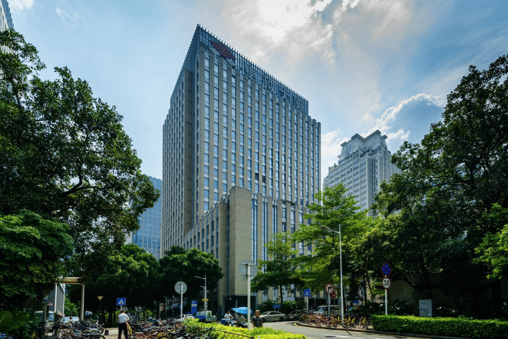 卓越大厦主楼外观