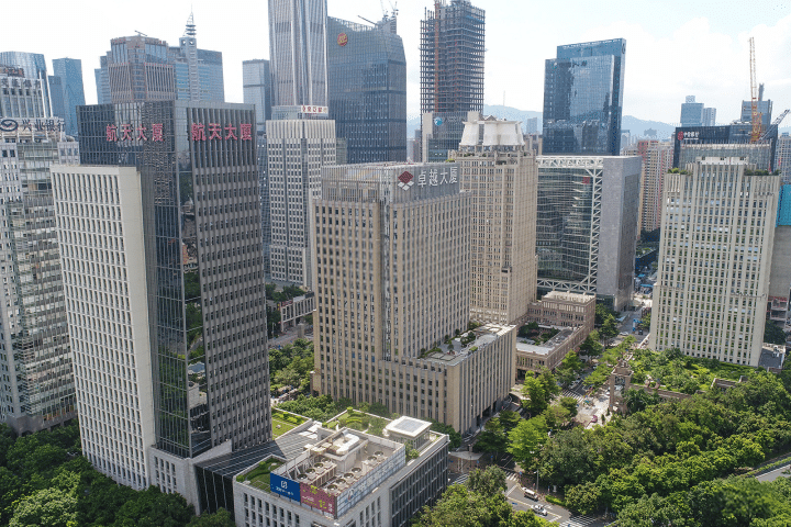 卓越大厦园区园林景观
